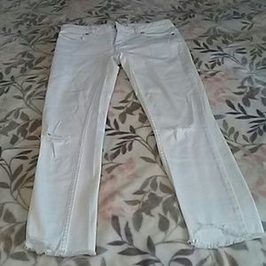 Free People distressed  cropped skinny pants 26